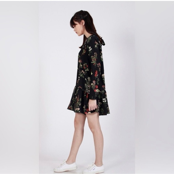 Zara Black Floral Long Sleeve Romper - Picture 2 of 10
